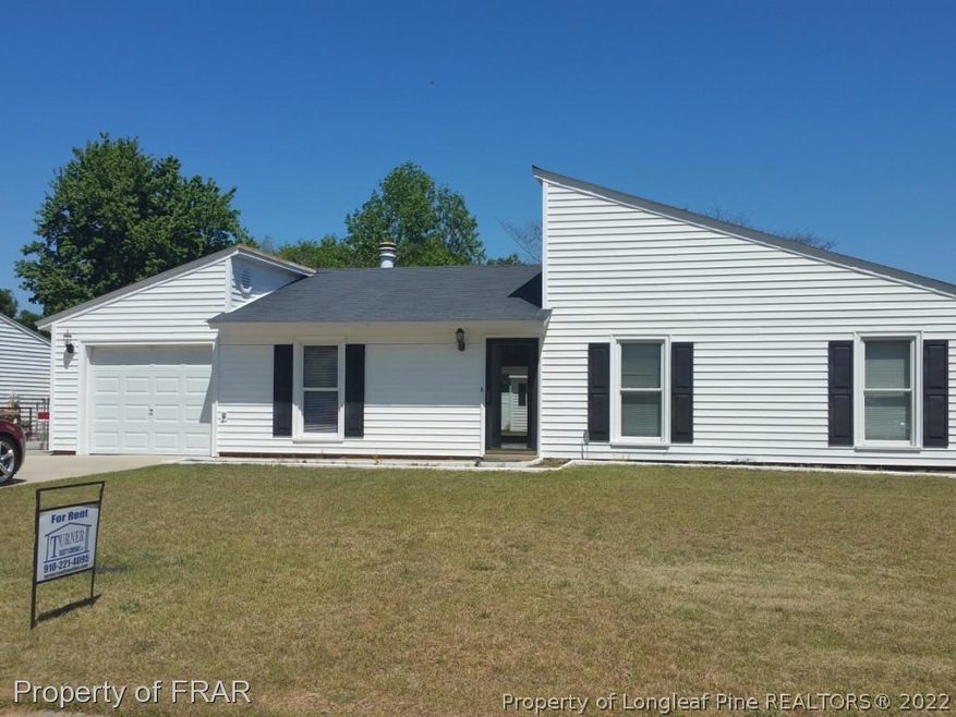 609 Missenburg Ct, Fayetteville, NC 28314 - photo 1