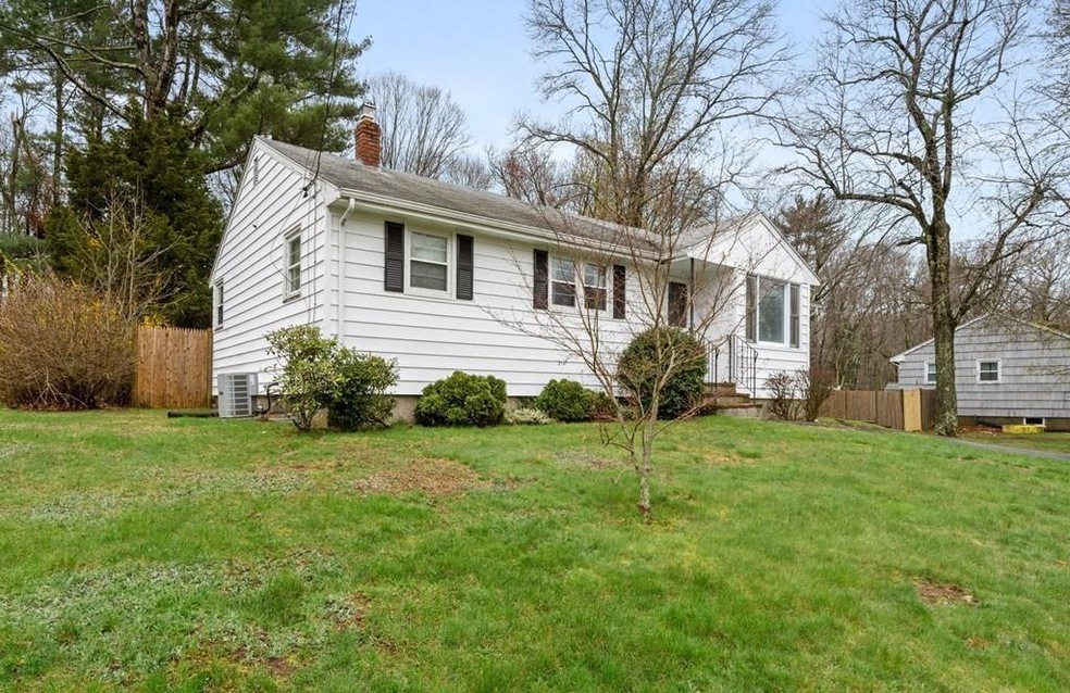 2 W Vanston Rd, Stoughton, MA 02072 - photo 1