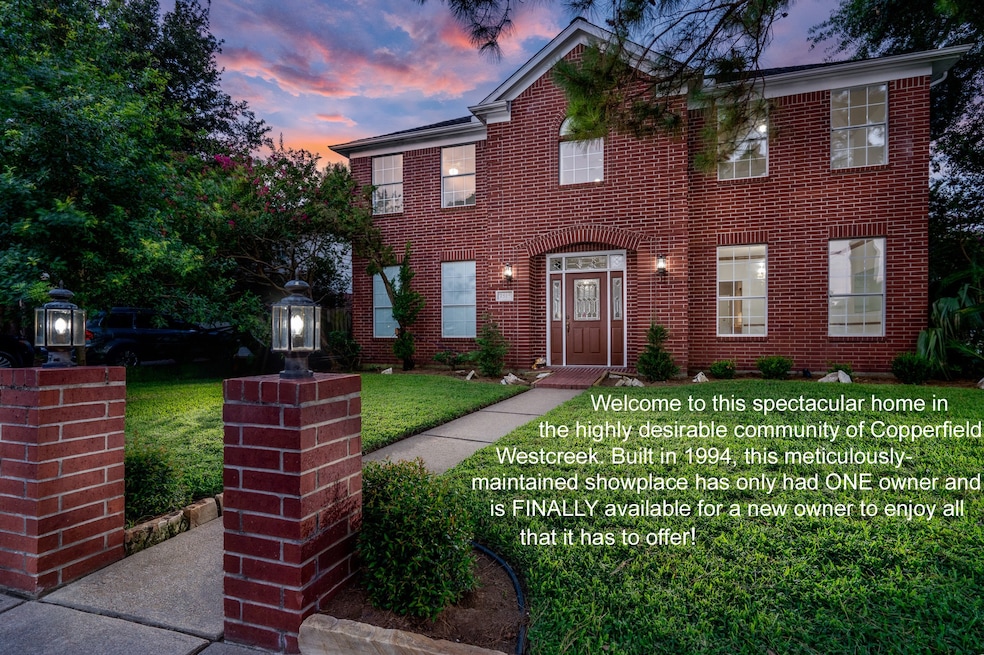 7515 Mighty Falls Ct, Houston, TX 77095 - photo 1
