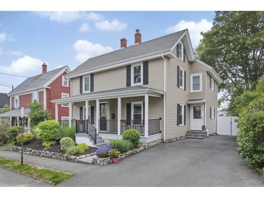 Sold $1,142,000 • Co-Listing Agent