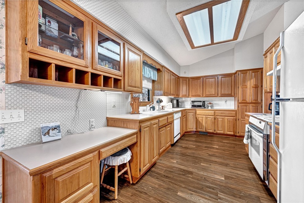 9 May Ln, Bella Vista, AR 72715 - photo 1