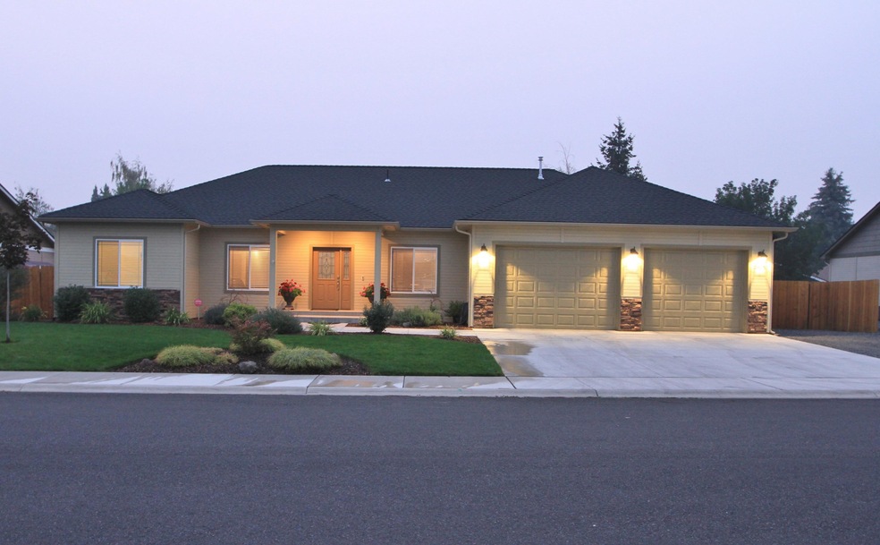 3836 Valinda Way