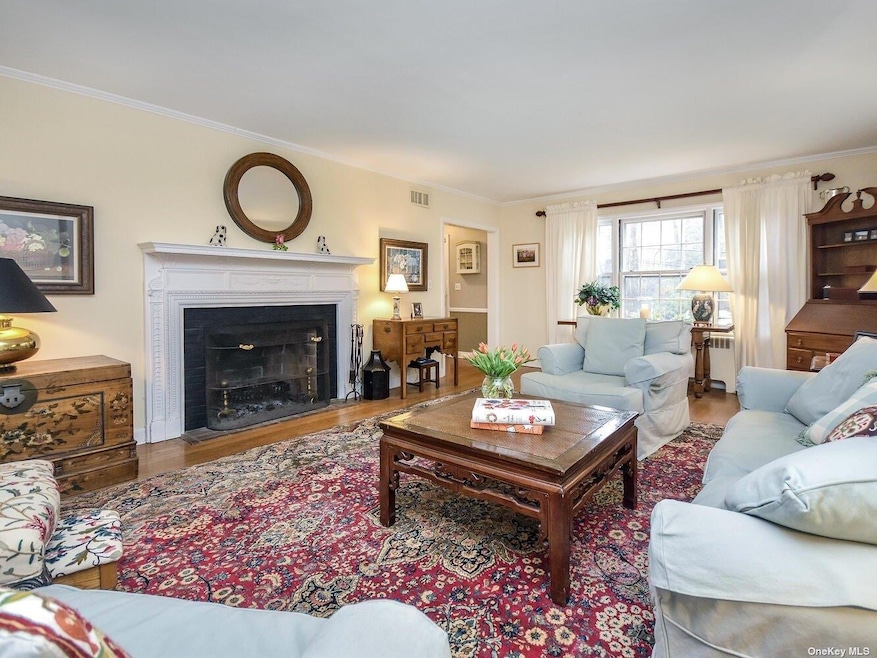 212 Downing Ave, Sea Cliff, NY 11579 - photo 1