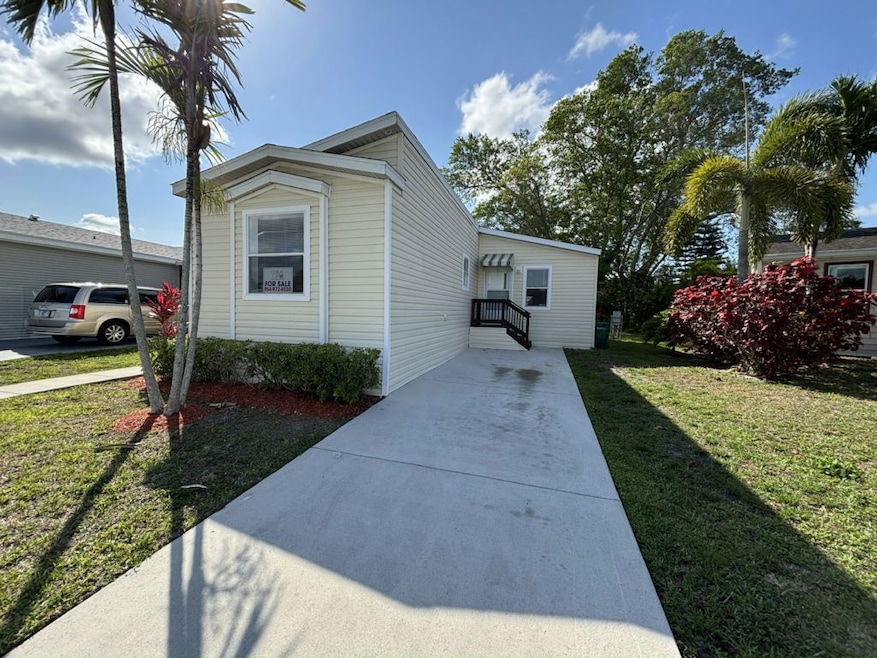 For Rent $1,858/month