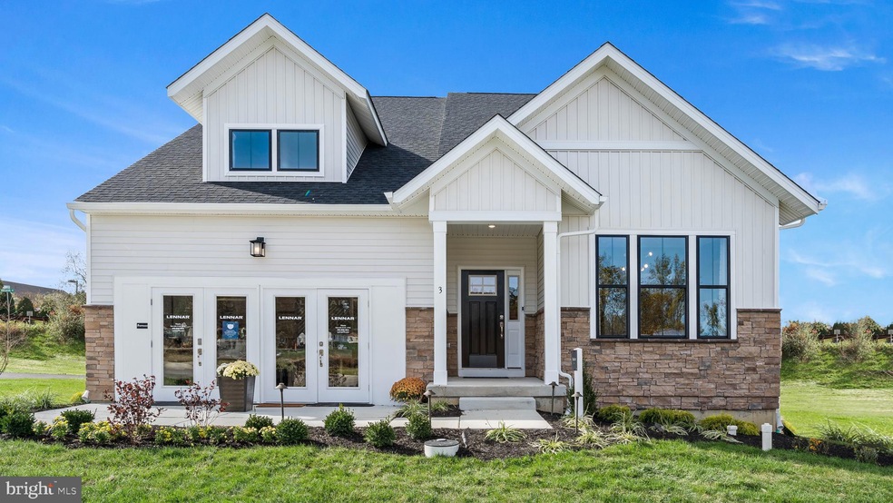 1027 Shannon Falls Dr, Newark, DE 19702 - photo 1