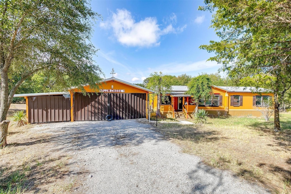 520 Blue Sky Ct, Springtown, TX 76082 - photo 1