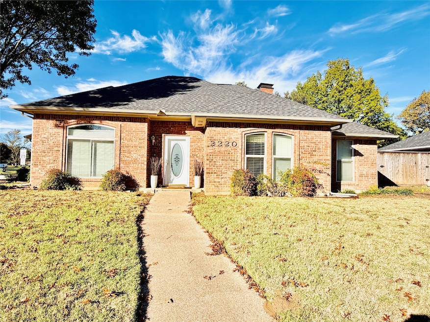 2220 College Pkwy, Flower Mound, TX 75028 - photo 1