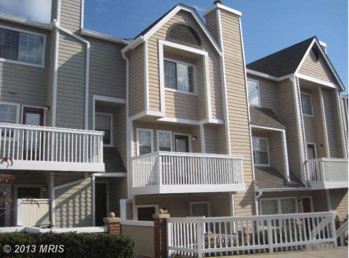 5700 Chapman Mill Dr unit 110, Rockville, MD 20852 - photo 1