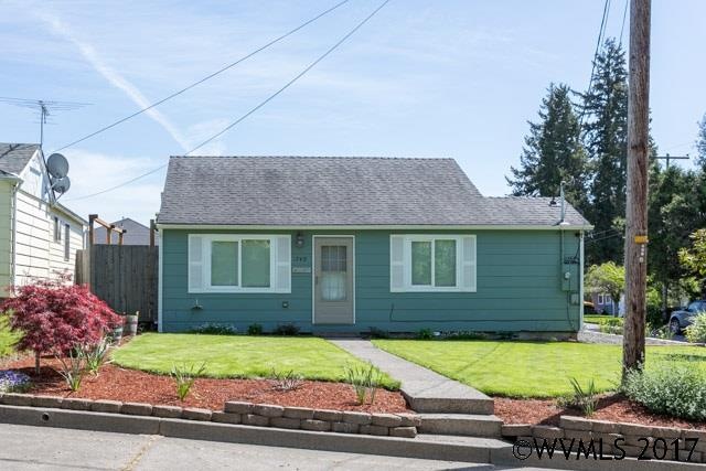 1740 12th Ave SW, Albany, OR 97321 - photo 1