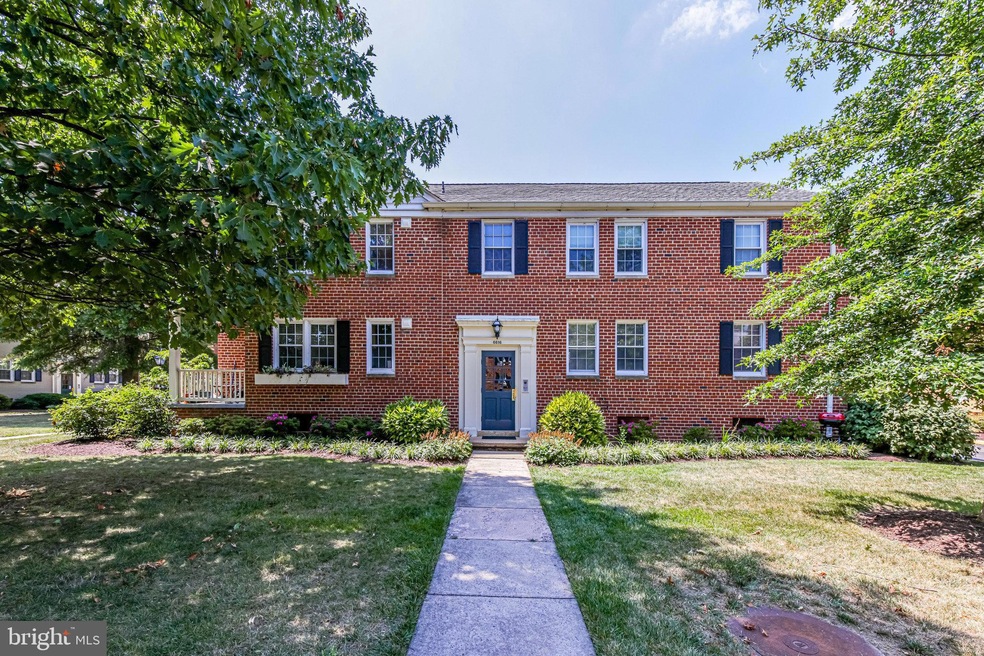 6616 Potomac Ave unit B2, Alexandria, VA 22307 - photo 1