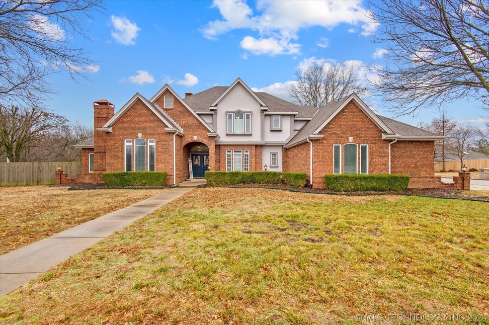 2901 Camelot Dr, Bartlesville, OK 74006 - photo 1