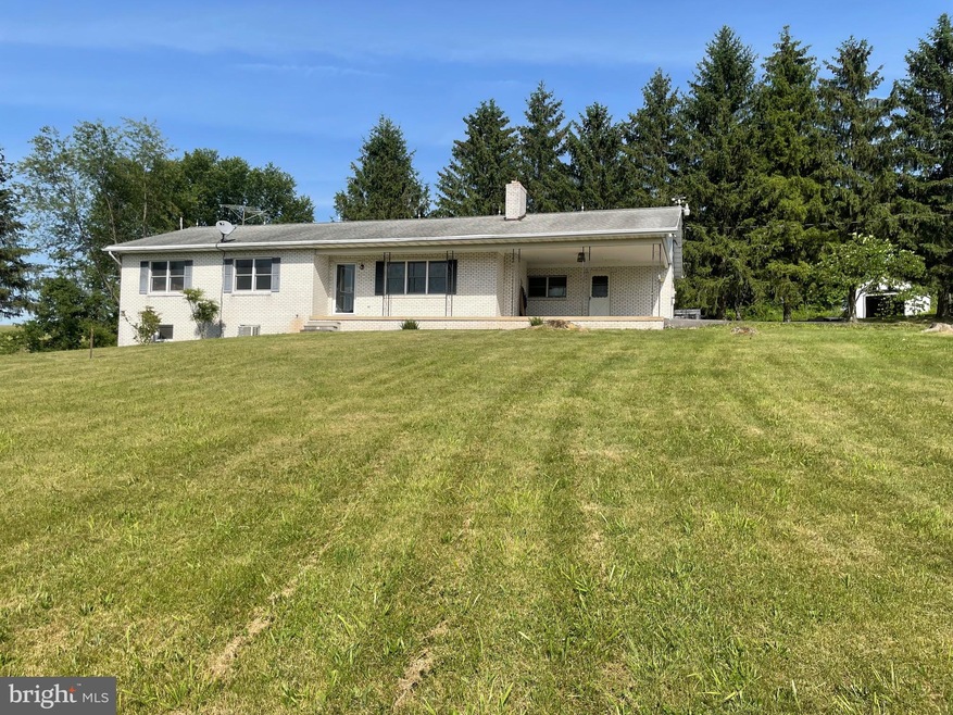171 Peter Yost Rd, Berkeley Springs, WV 25411 - photo 1