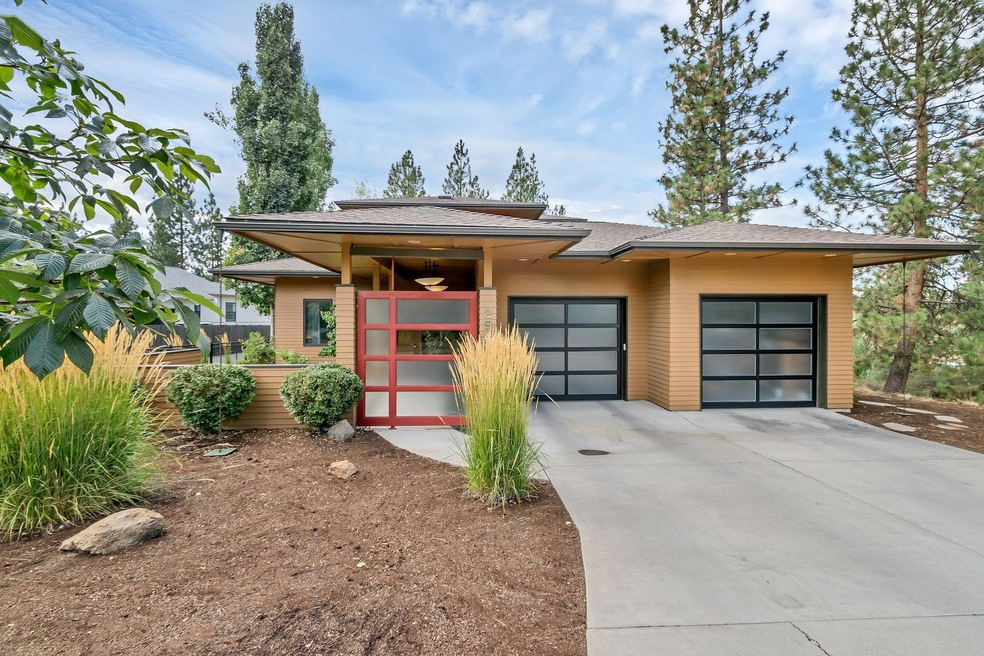 2946 NW Celilo Ln, Bend, OR 97701 - photo 1