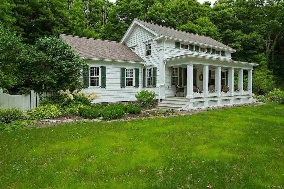 211 Sunset Trail, Clinton Corners, NY 12514 - photo 1