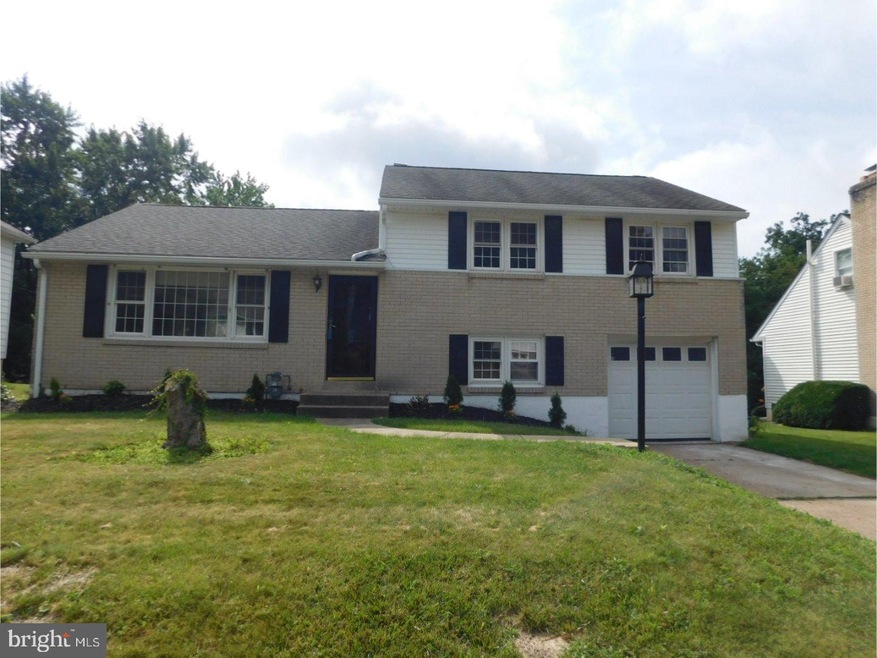 1202 Crestover Rd, Wilmington, DE 19803 - photo 1