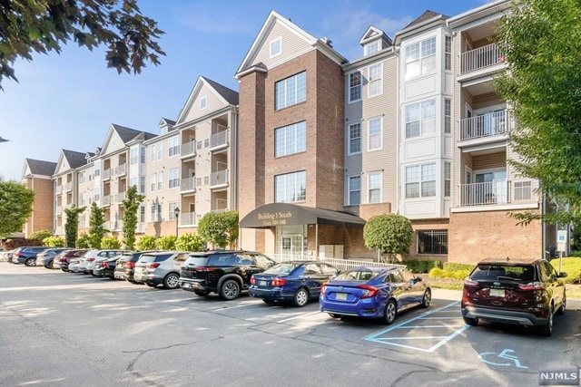 117 Cory Ln, Elmwood Park, NJ 07407 - photo 1