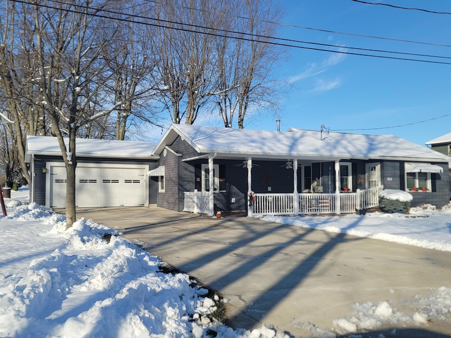 313 Leisure Ln, Celina, OH 45822 - photo 1