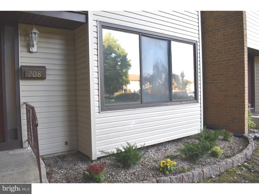 208 Canterbury Ct, East Windsor, NJ 08520 - photo 1