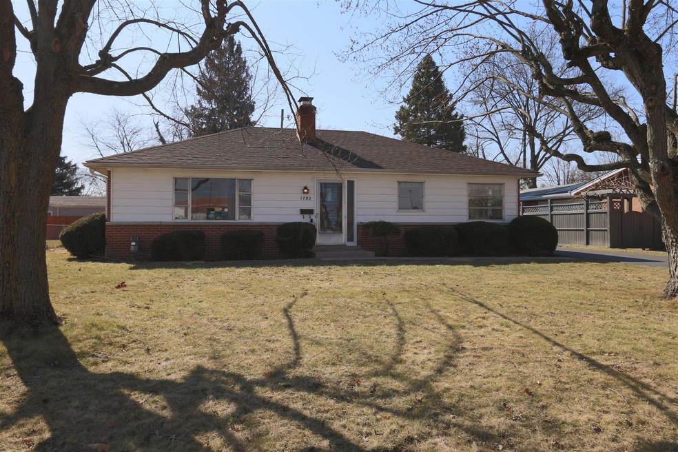 Welcome to 1795 Zollinger Road