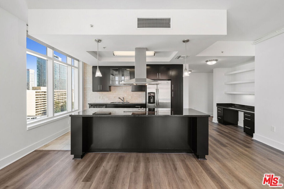 717 W Olympic Blvd unit 1903, Los Angeles, CA 90015 - photo 1