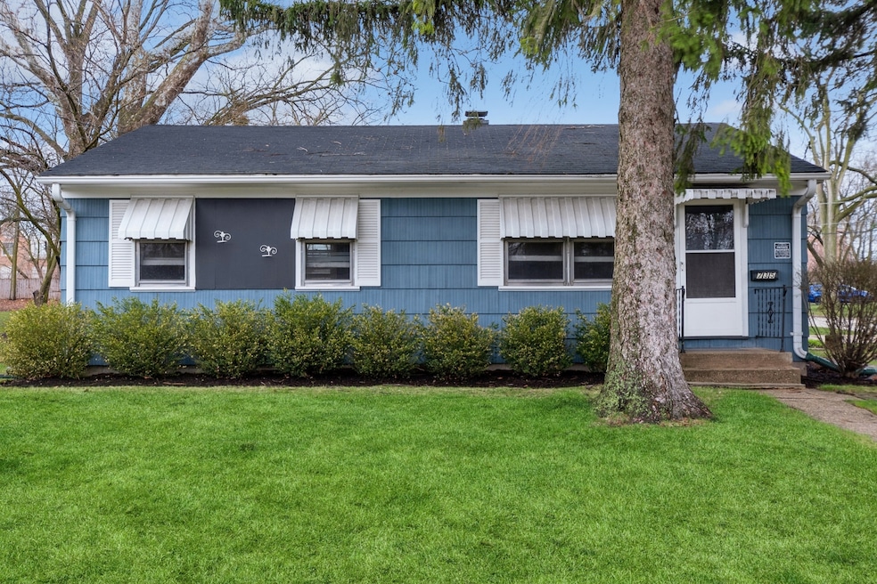 unlisted-address, Deerfield, IL 60015 - photo 1