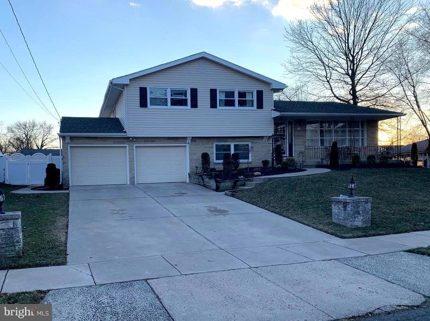 426 Tanforan Dr, Cherry Hill, NJ 08002 - photo 1