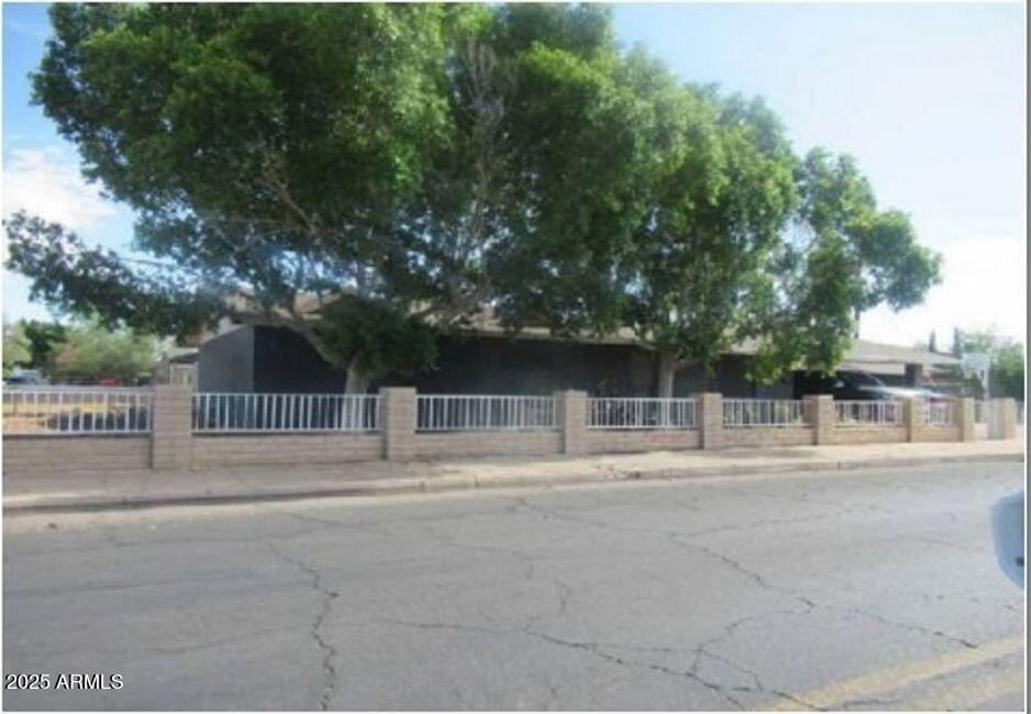 68 W 10th Ave, Mesa, AZ 85210 - photo 1