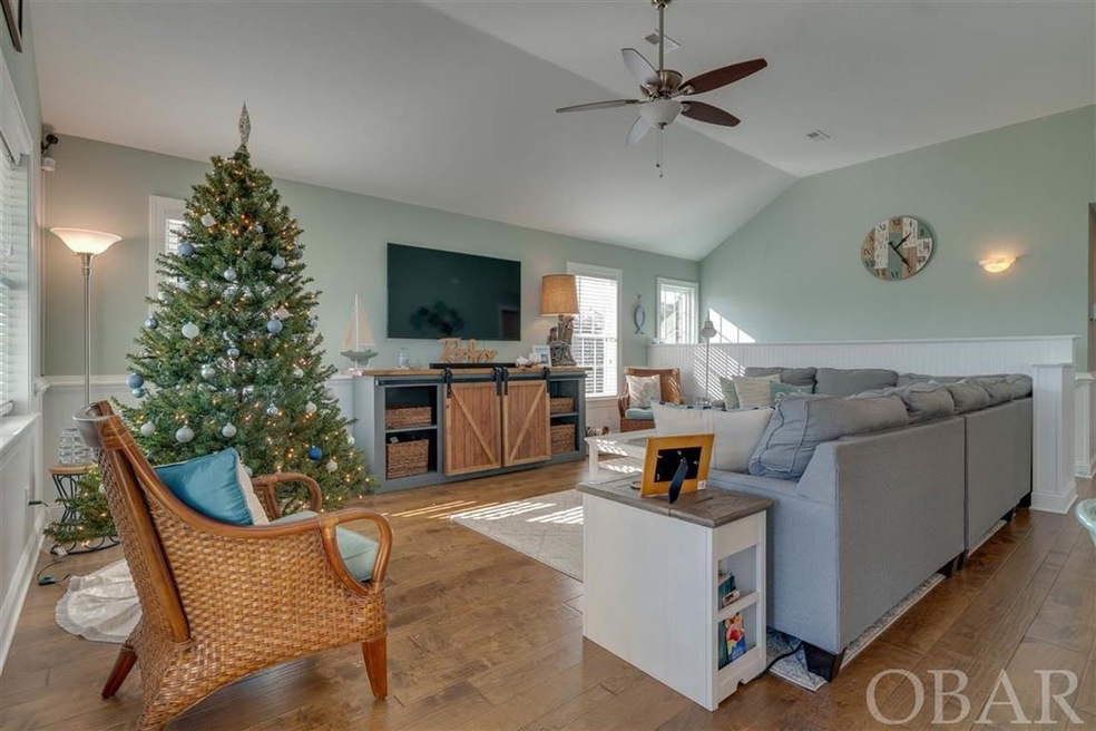 200 Burns Dr, Kill Devil Hills, NC 27948 - photo 1