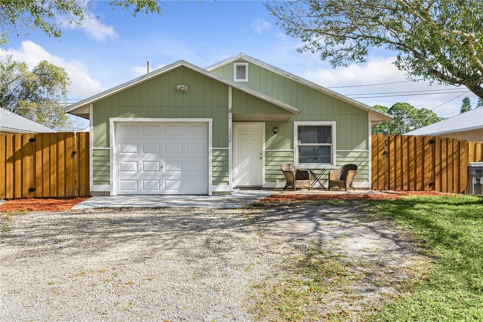 Adorable Exterior Front. Back Yard has Eastern Exp