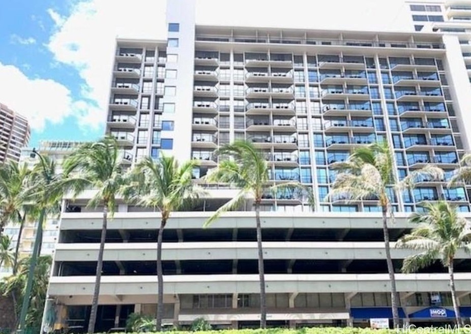 1850 Ala Moana Blvd unit 915, Honolulu, HI 96815 - photo 1