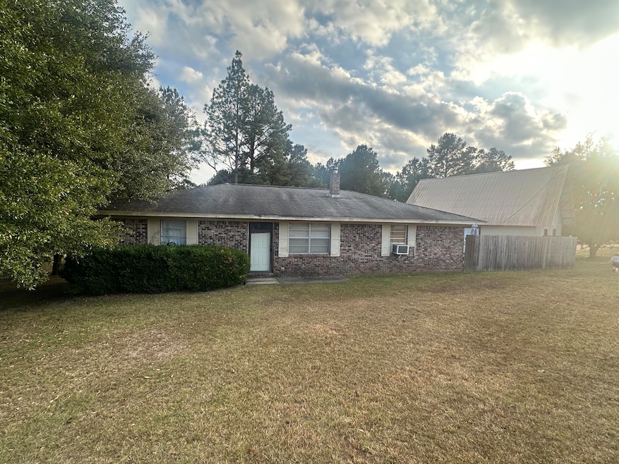 10 Hendry Rd, Petal, MS 39465 - photo 1