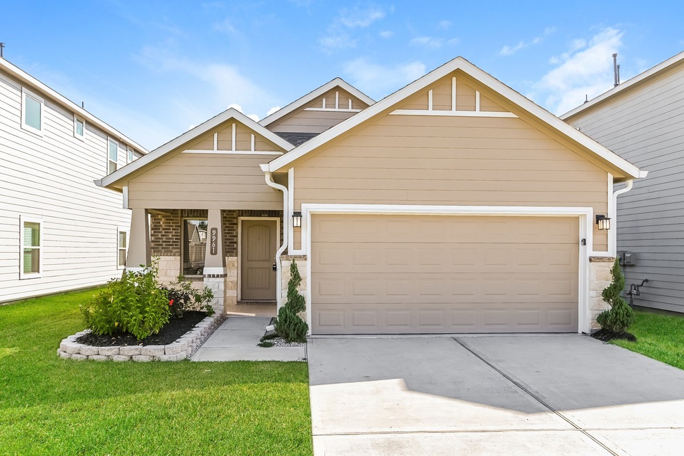 9961 Tammy Ln, Magnolia, TX 77354 - photo 1