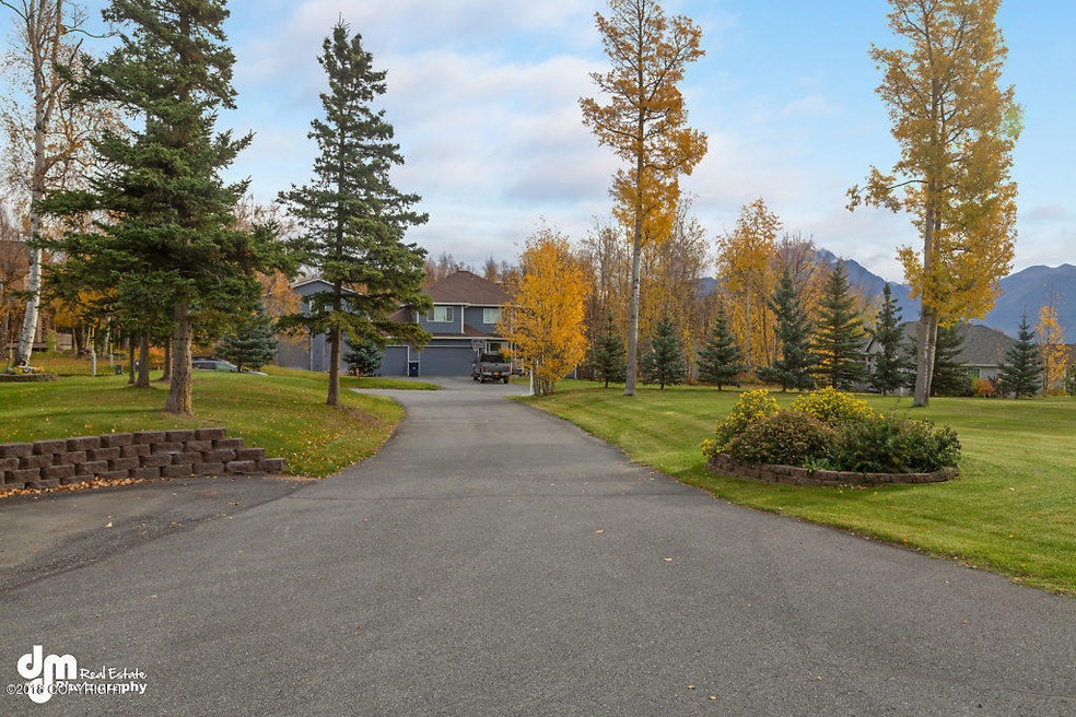 Driveway_DMD_4592-SMALL