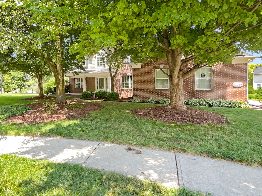 12089 Red Hawk Dr, Fishers, IN 46037 - photo 1