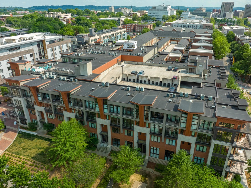 01 - 129 Walnut Street - #436 - Aerials