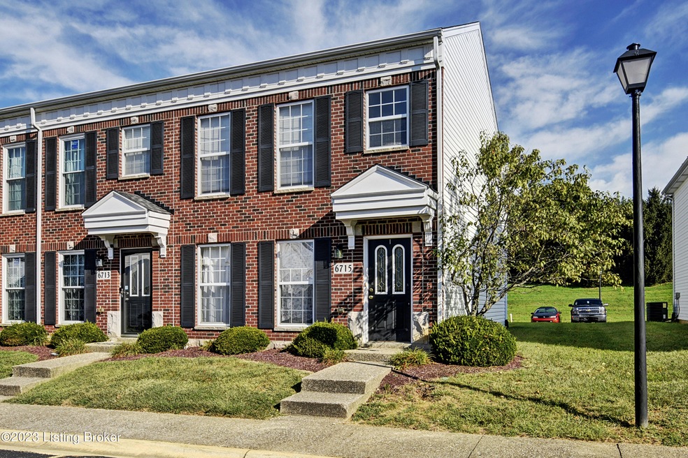 6715 Arbor Creek Dr unit 20, Louisville, KY 40228 - photo 1