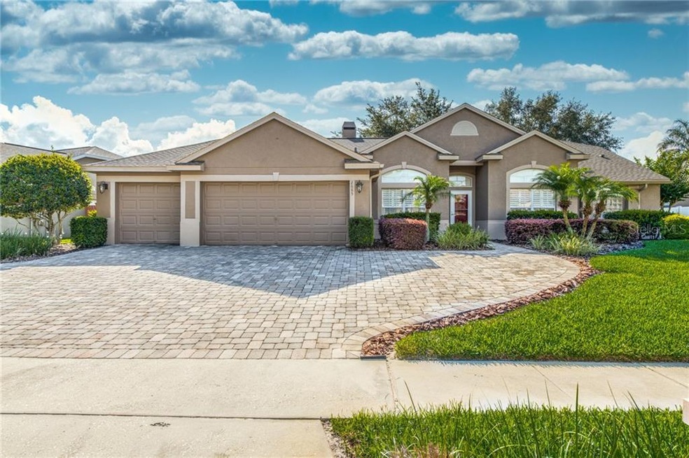 Extensive pavers!  Meticulously maintained lawn!  