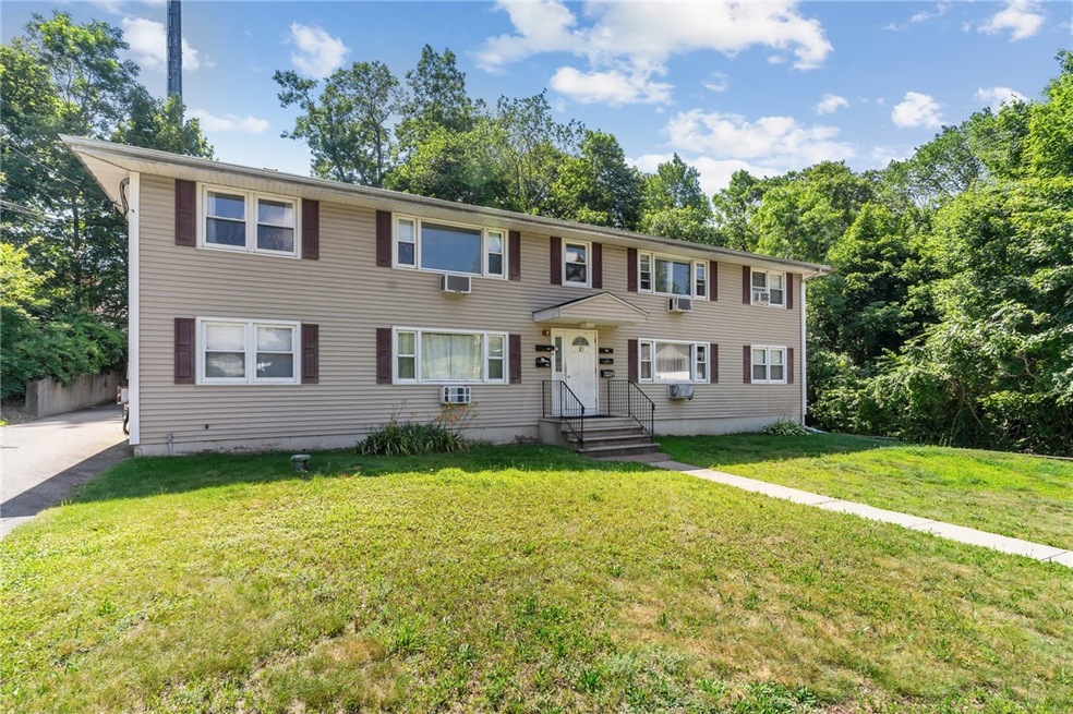 10 Glen Ave unit 2L, North Smithfield, RI 02896 - photo 1