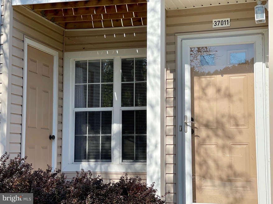 37011 Bennett Place unit 5, Southampton, PA 18966 - photo 1