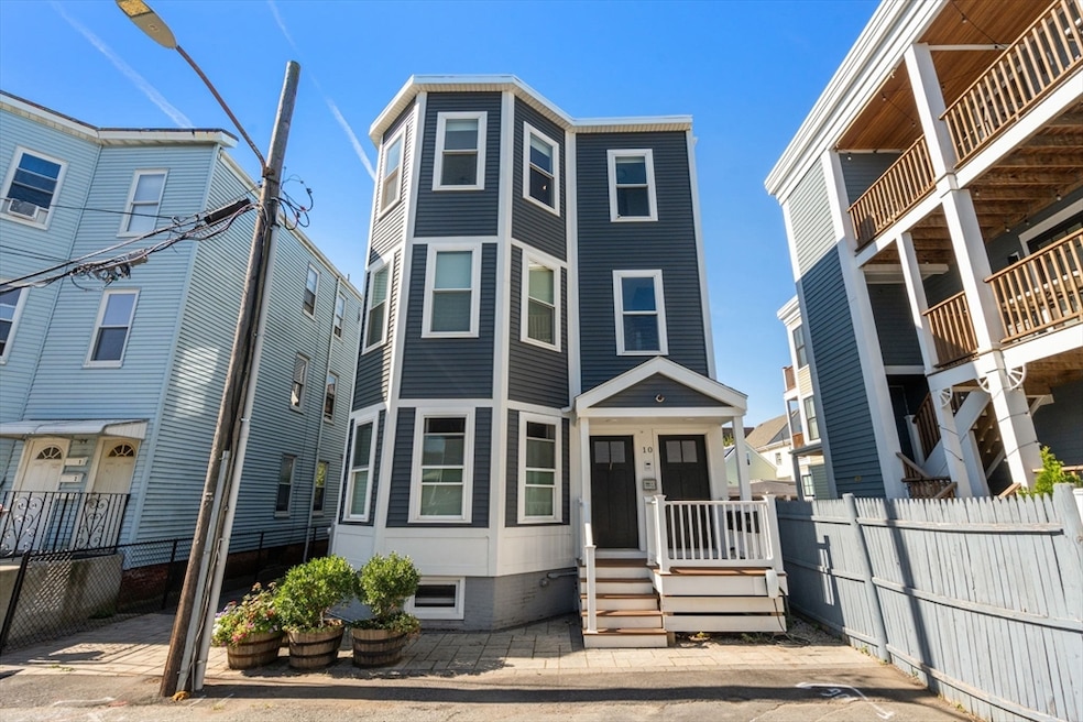 10 Cross Street Place unit 3, Somerville, MA 02145 - photo 1