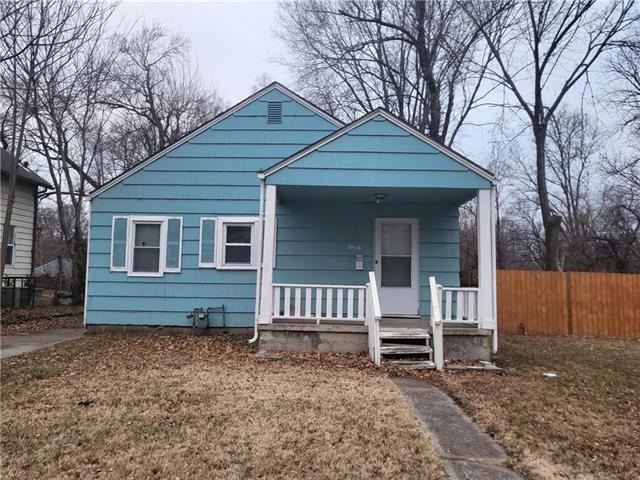 7036 College Ave, Kansas City, MO 64132 - photo 1