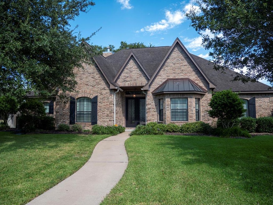 2 Carrington St, Bay City, TX 77414 - photo 1