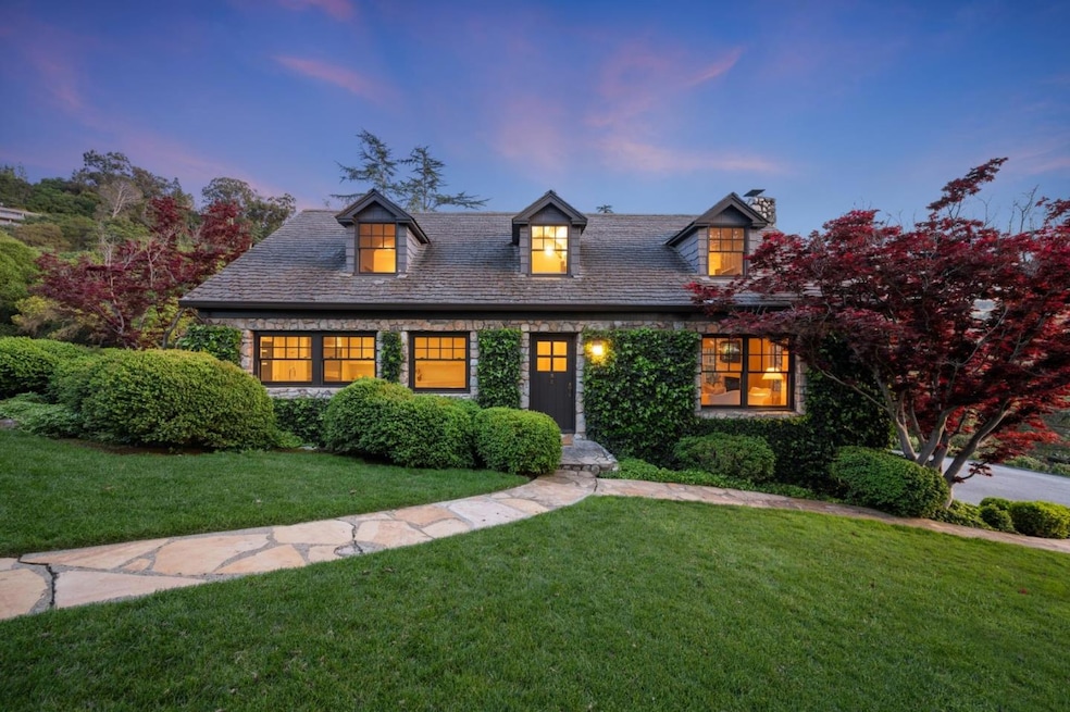 Sold $3,300,000 • Co-Listing Agent