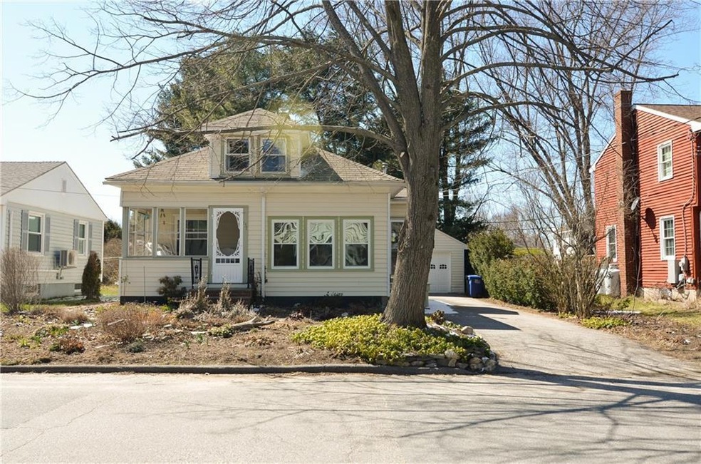 137 Dawson St, South Portland, ME 04106 - photo 1