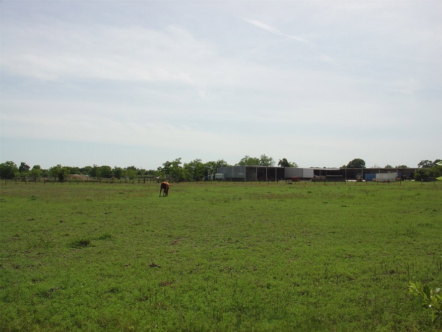 0 Washington St unit 54419639, Waller, TX 77484 - photo 1