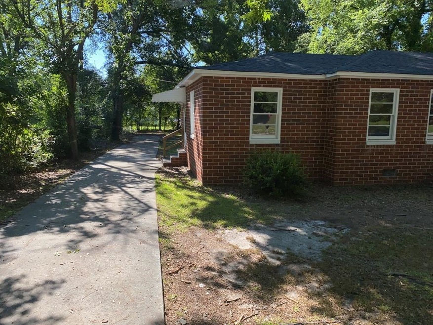 1120 Burton Ave, Macon, GA 31204 - photo 1