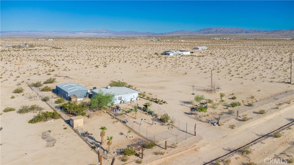 5737 Gammel Rd, Twentynine Palms, CA 92277 - photo 1