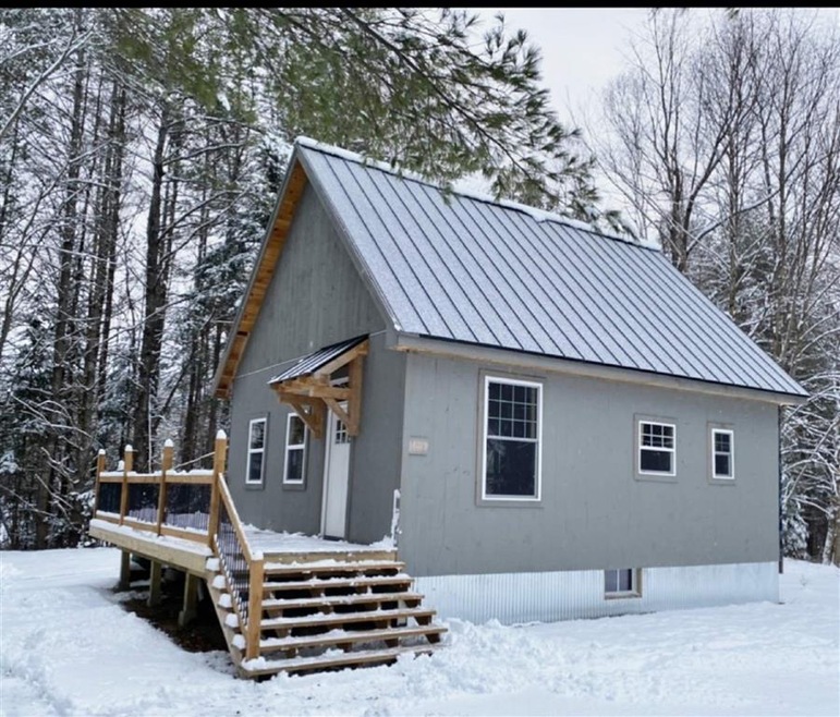 1015 Profile Rd, Bethlehem, NH 03574 - photo 1