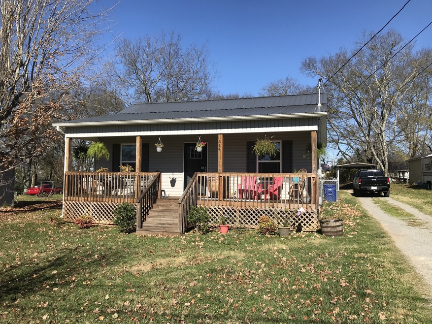 214 Austin Ave, Shelbyville, TN 37160 - photo 1