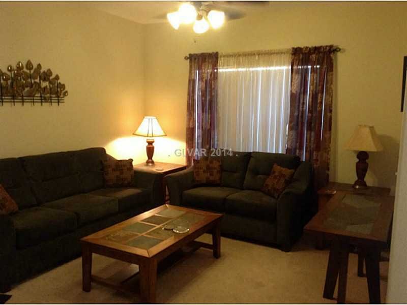 Living Room. BEAUTIFUL LIVING ROOM WITH TWO TONE P